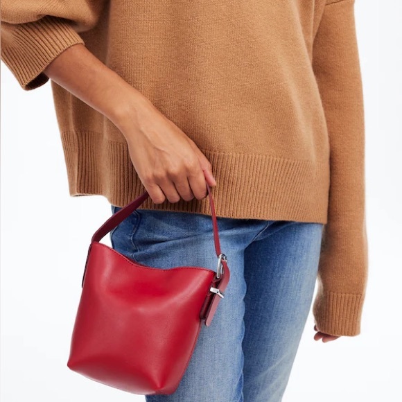 Essential Micro Bucket Tote - Picture 1 of 5